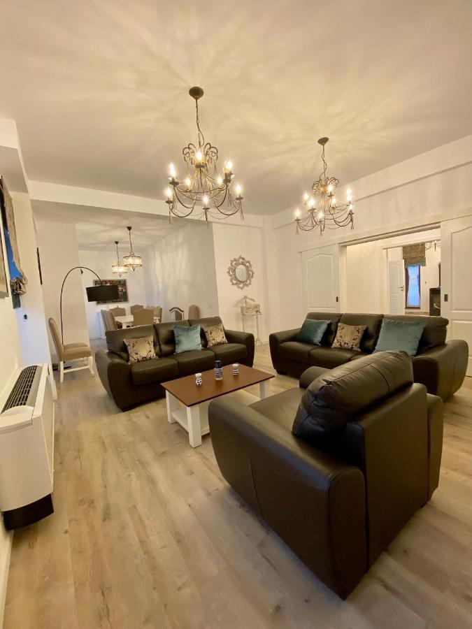 Pensiunea Charlotte Boutique Bacău Dış mekan fotoğraf