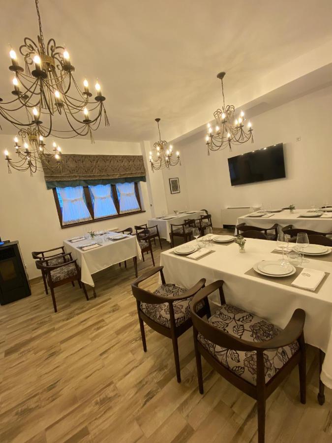 Pensiunea Charlotte Boutique Bacău Dış mekan fotoğraf